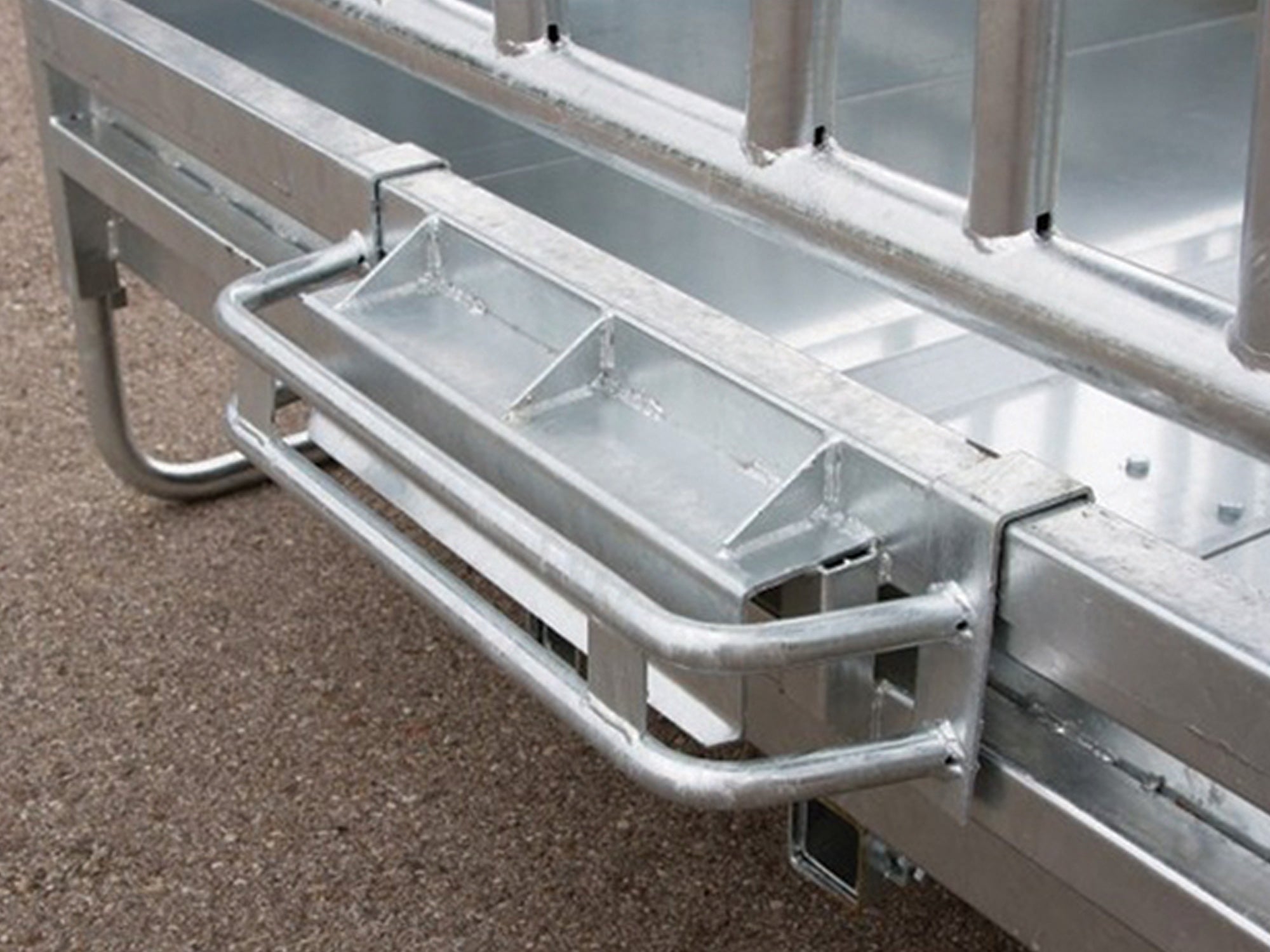 Eco-Palisadenfutterraufe 2x2m